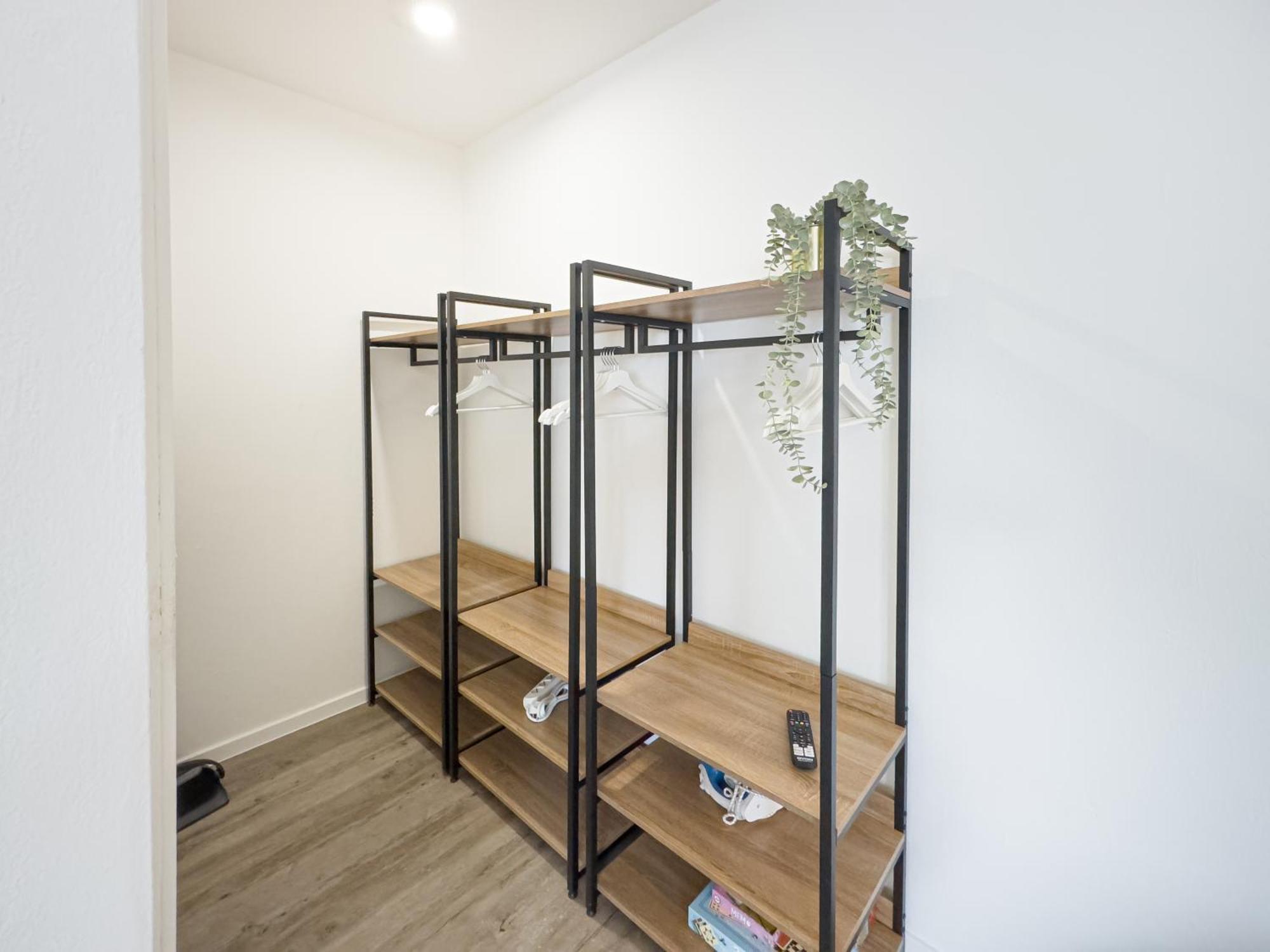 Immostay S#9 - Balkon Und Parkplatz, Naehe Mercedes Benz, Wifi, 4k Streaming Appartamento